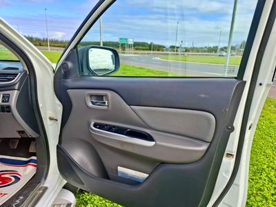 2020 Mitsubishi L200