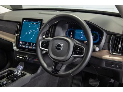 2025 Volvo XC90