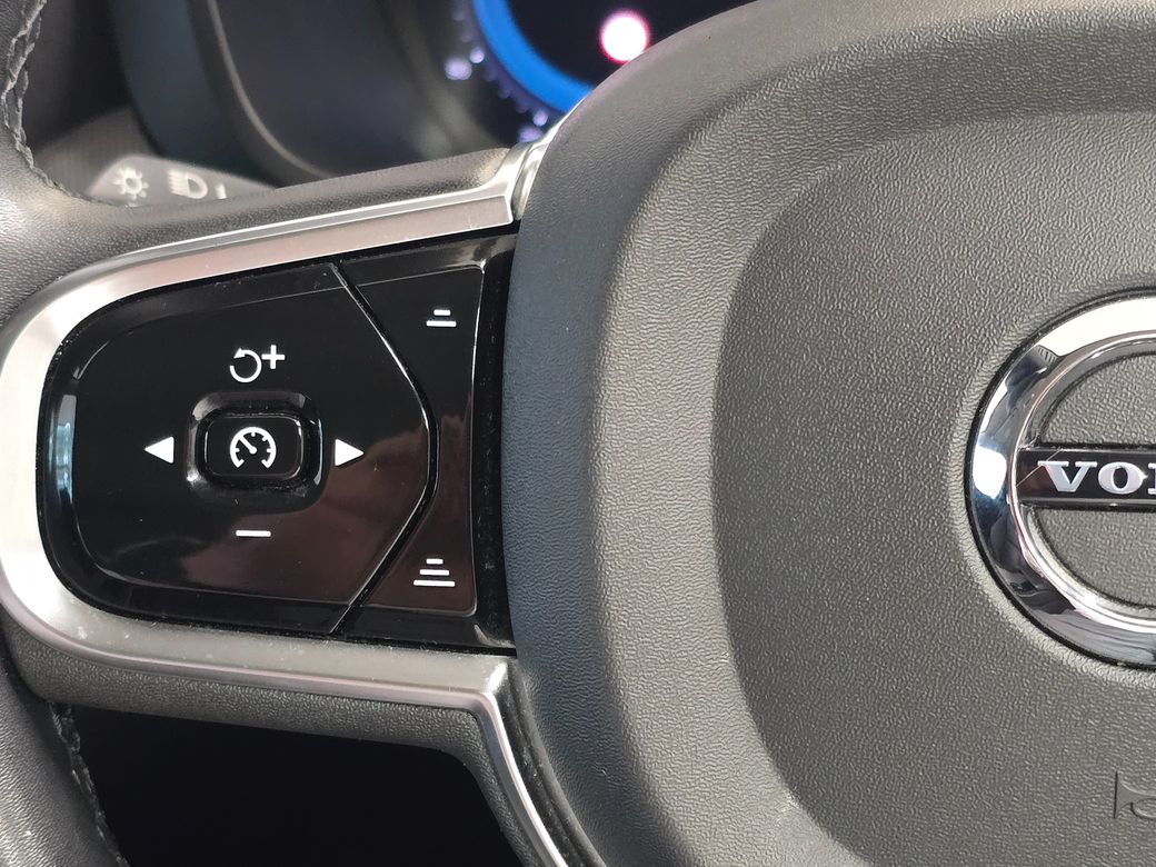 2023 Volvo XC60
