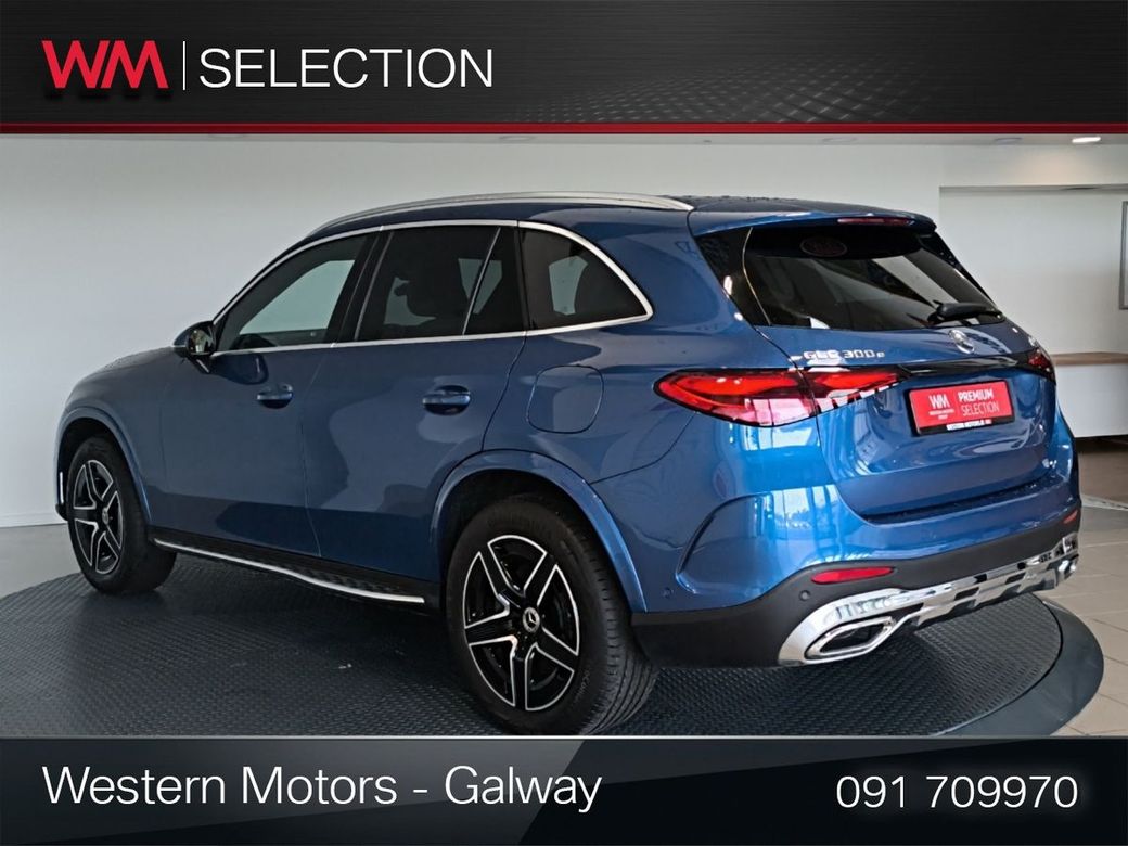 2025 Mercedes-Benz 300
