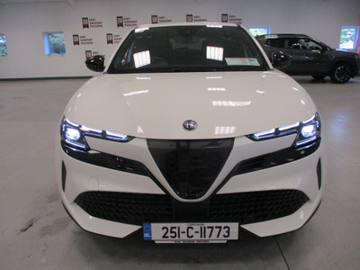 2025 Alfa Romeo Junior