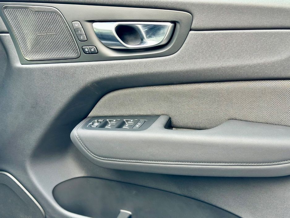 2025 Volvo XC60