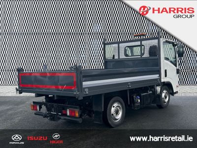 2022 White Isuzu NNR