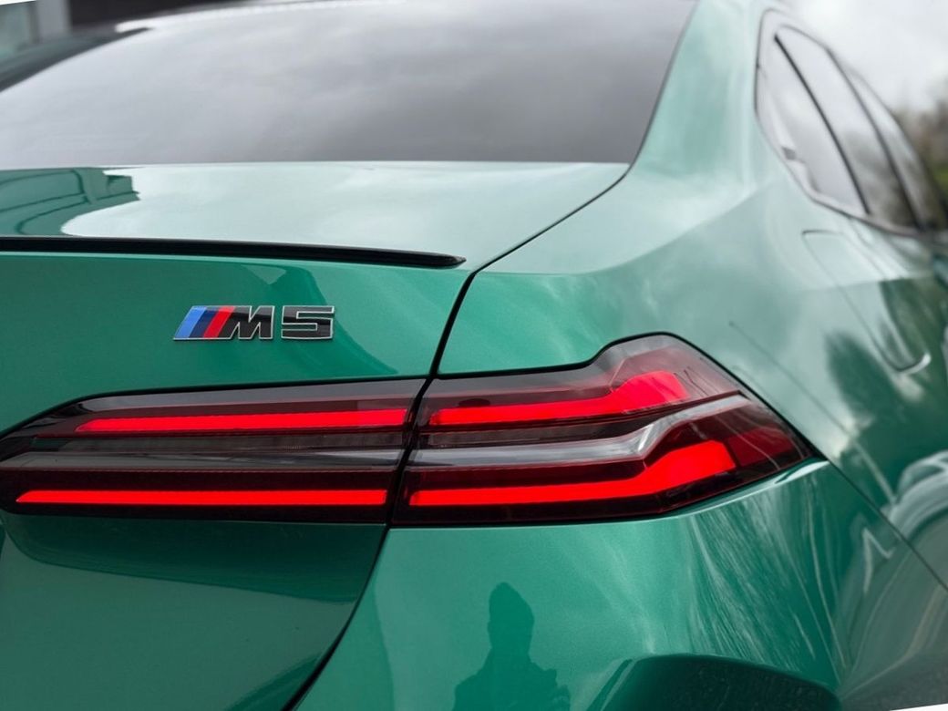 2026 BMW M5