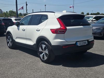 2023 Volvo XC40