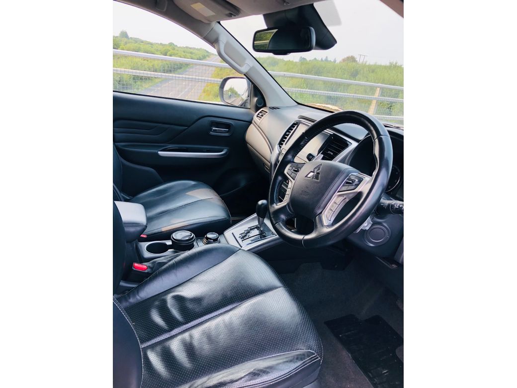 2020 Mitsubishi L200