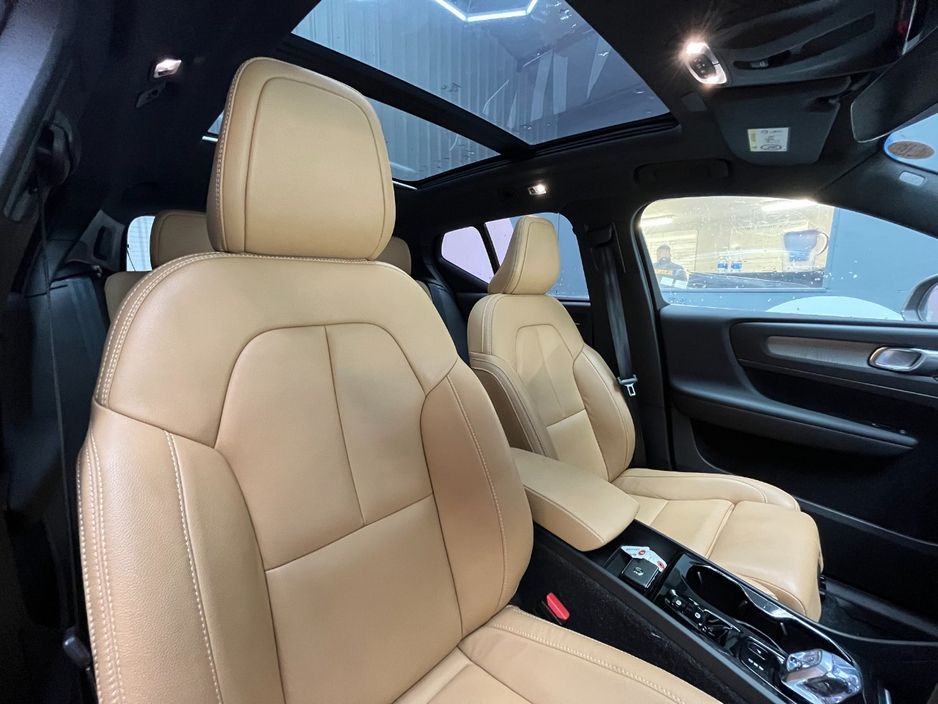2021 Volvo XC40
