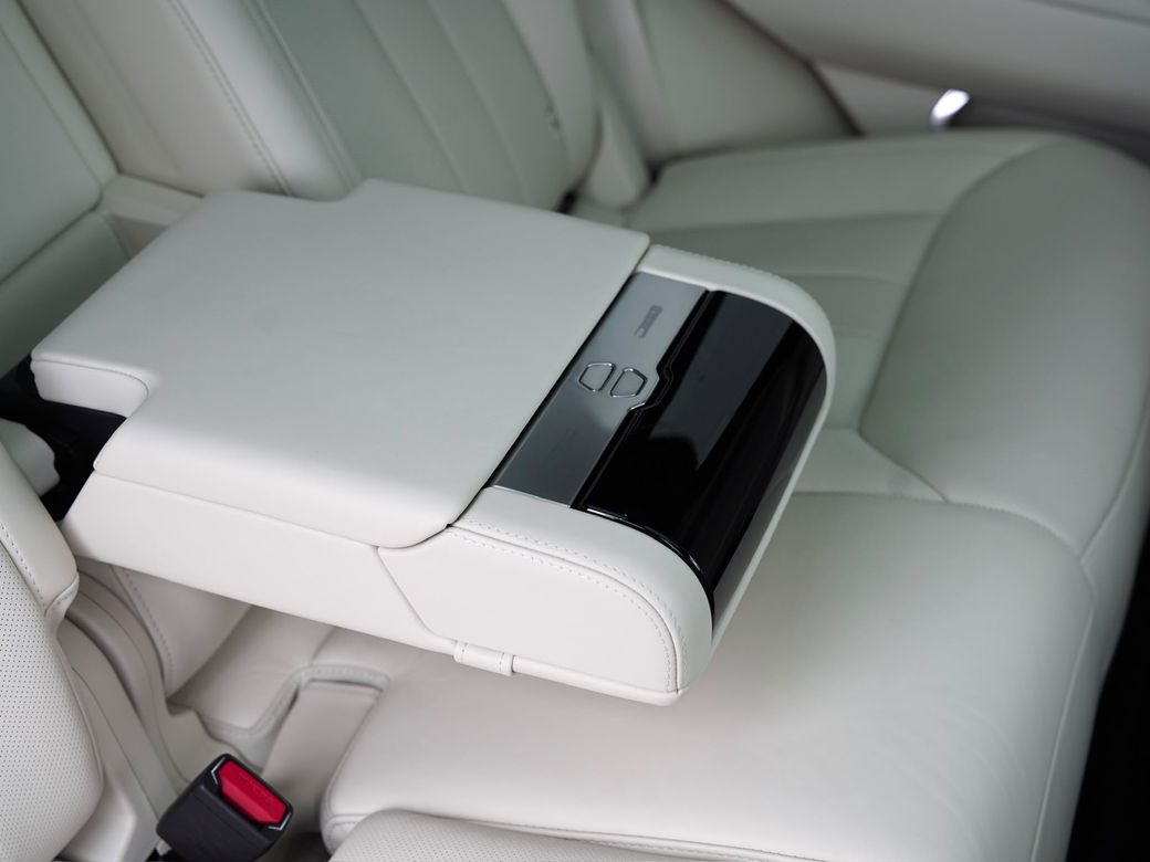 2026 Land Rover Range Rover