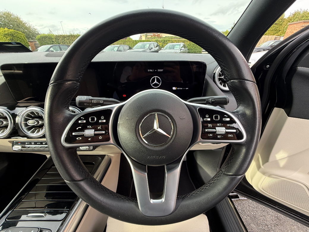 2023 Mercedes-Benz GLA Class