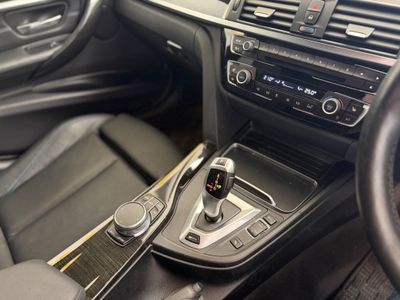 2019 BMW 330