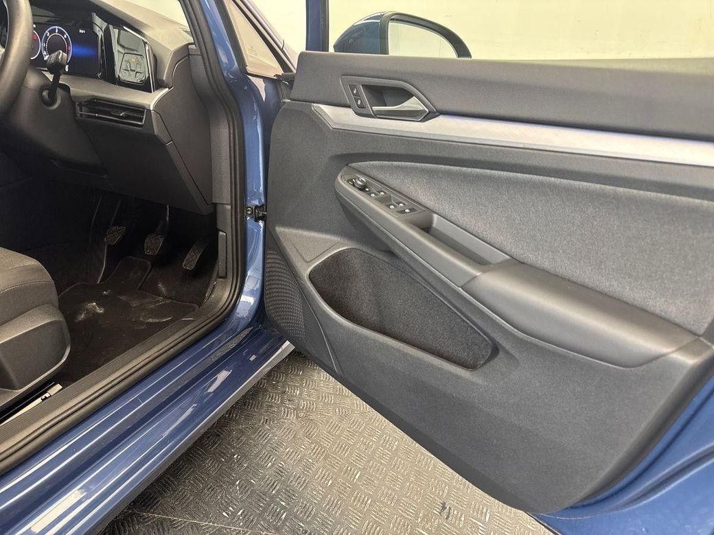 2025 Volkswagen Golf
