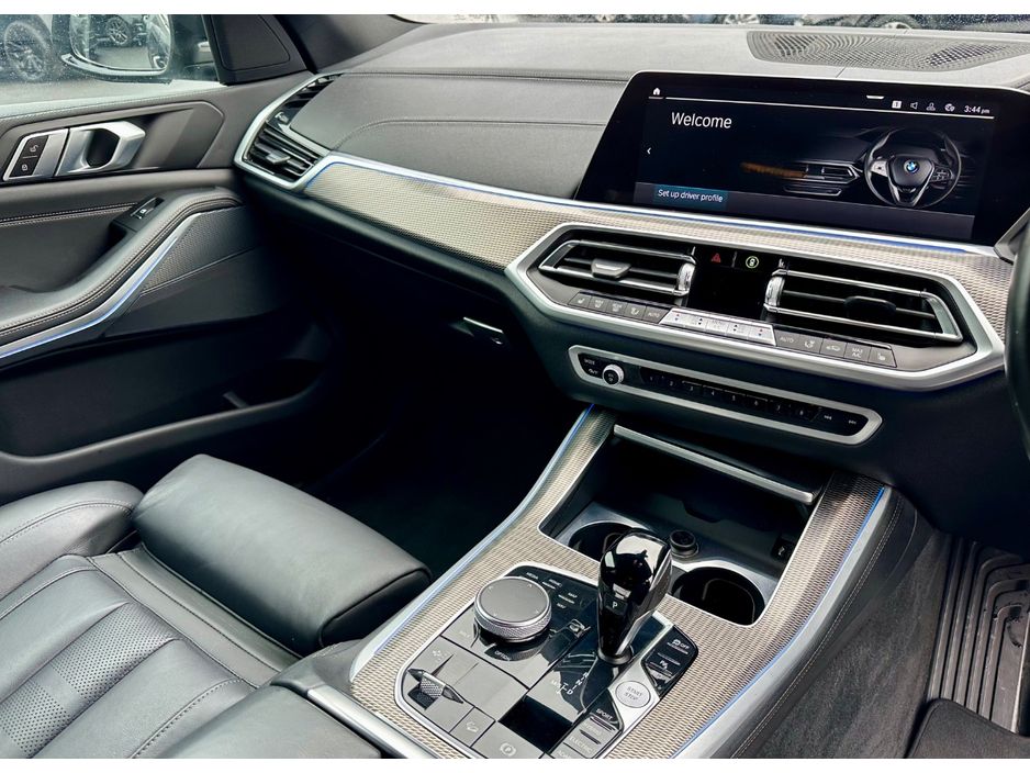 2022 BMW X5