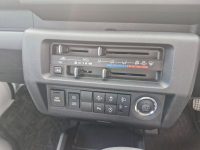 2022 Daihatsu Hijet