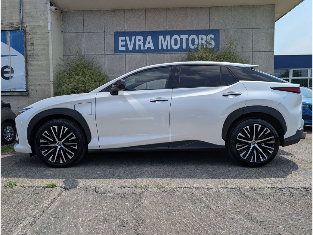 2023 Lexus RZ