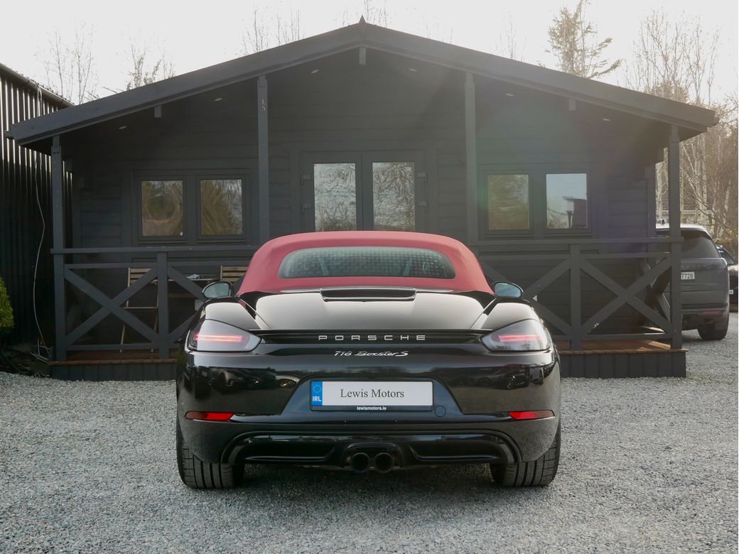 2026 Porsche Boxster