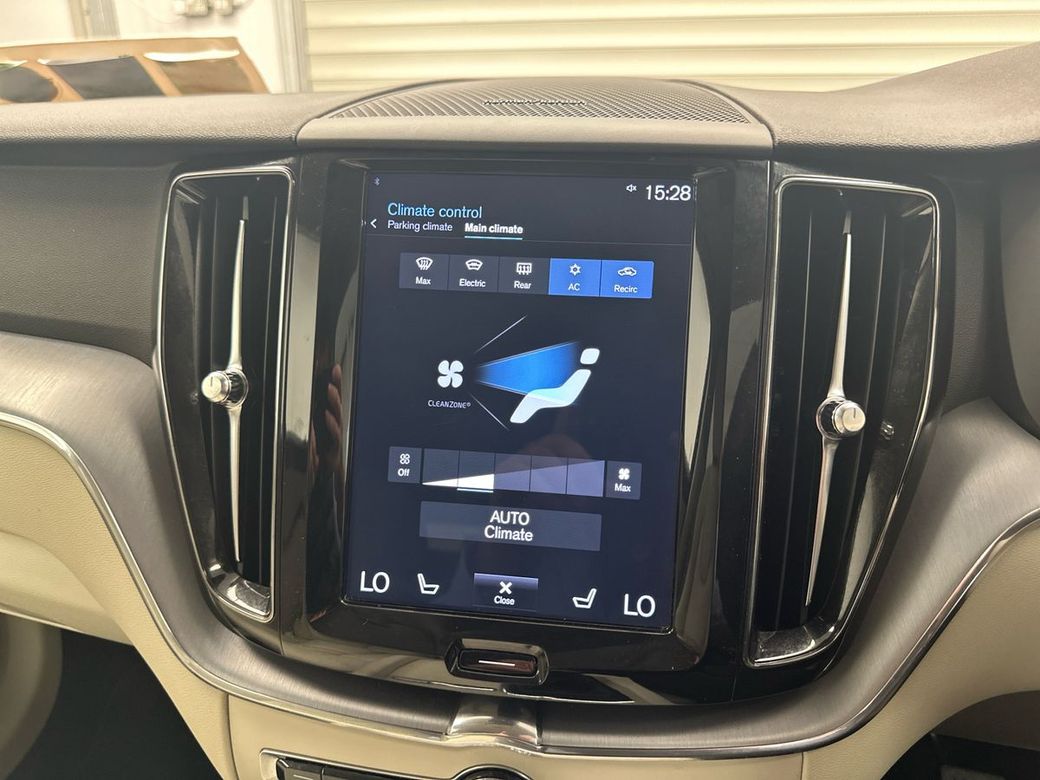 2019 Volvo XC60