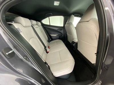 2023 Lexus UX 250H