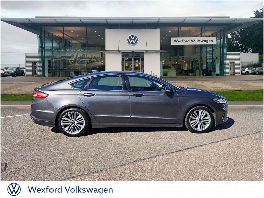 2020 Ford Mondeo