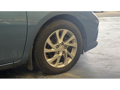 2016 Toyota Auris