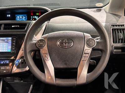 2018 Toyota Prius Alpha