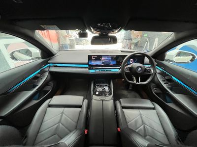 2023 BMW i5