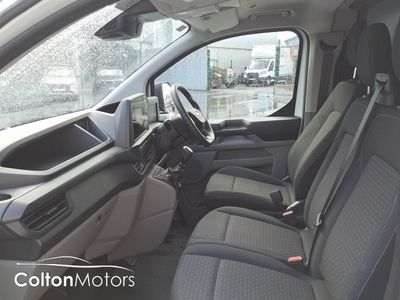 2024 Ford Transit Custom