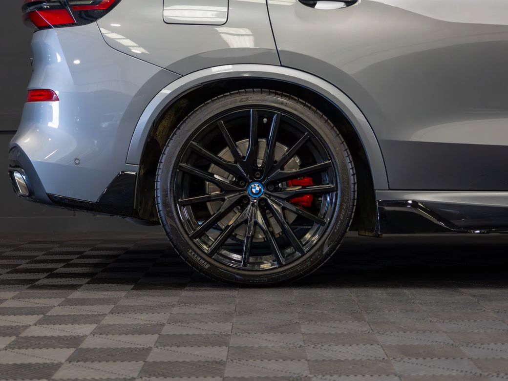 2025 BMW X5