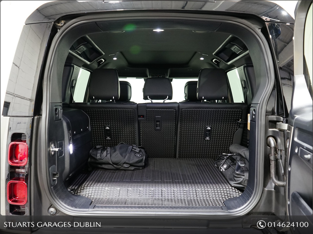 2025 Land Rover Defender