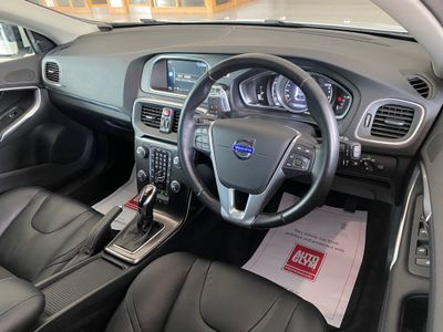 2015 Volvo V40