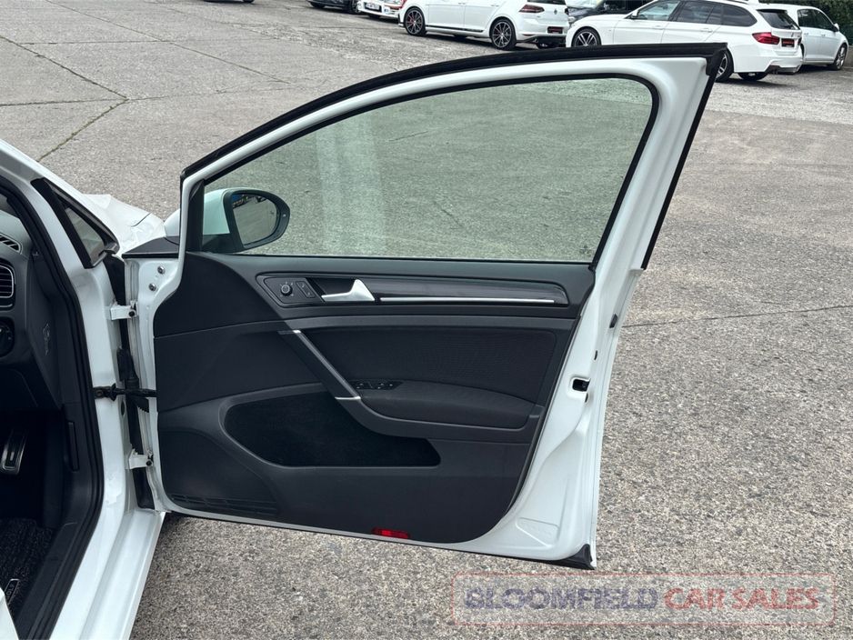 2017 Volkswagen Golf