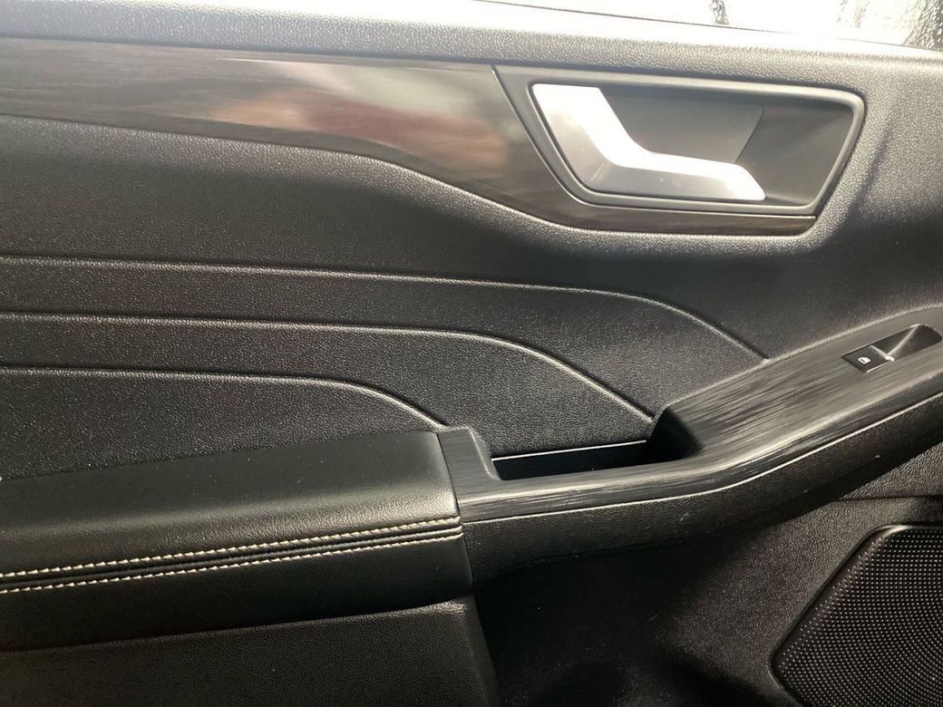 2022 Ford Kuga