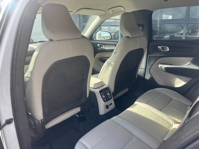 2021 Volvo XC40