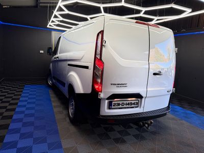 2023 Ford Transit Custom