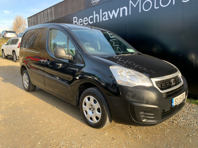 2015 Peugeot Partner