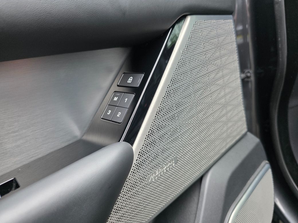 2022 Land Rover Range Rover Velar