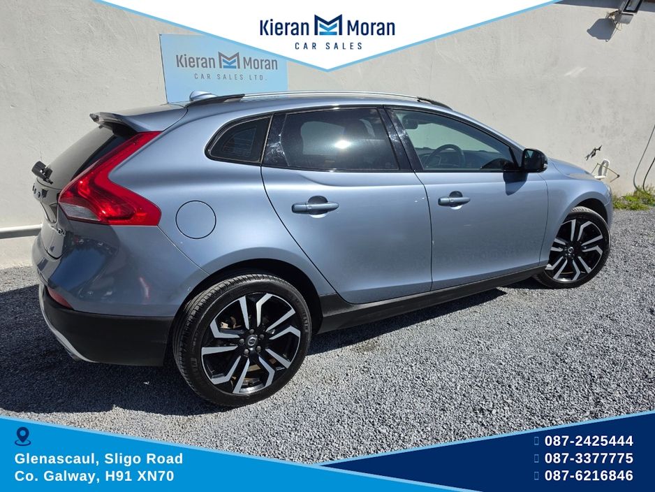 2019 Volvo V40