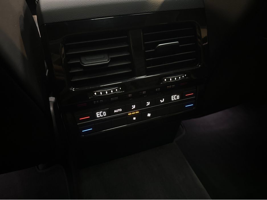 2024 Volkswagen Touareg