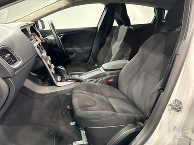2019 Volvo V40