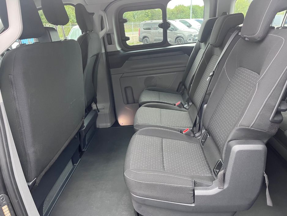 2026 Ford Tourneo Custom