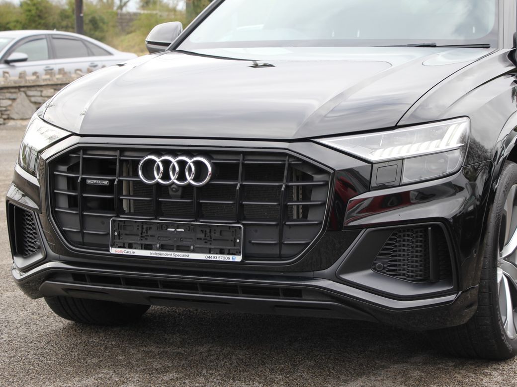 2023 Audi Q8
