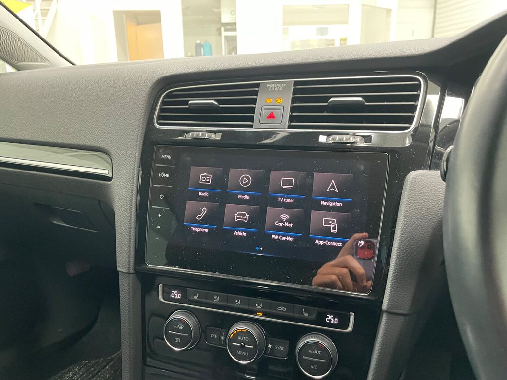 2019 Volkswagen Golf