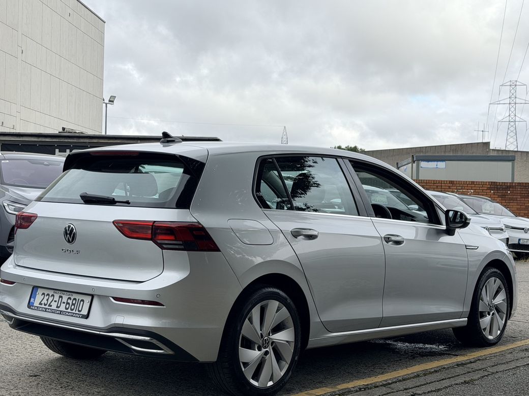 2023 Volkswagen Golf