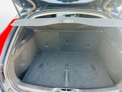 2015 Volvo V40