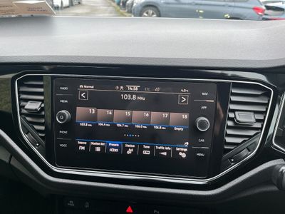 2022 Volkswagen T-Roc