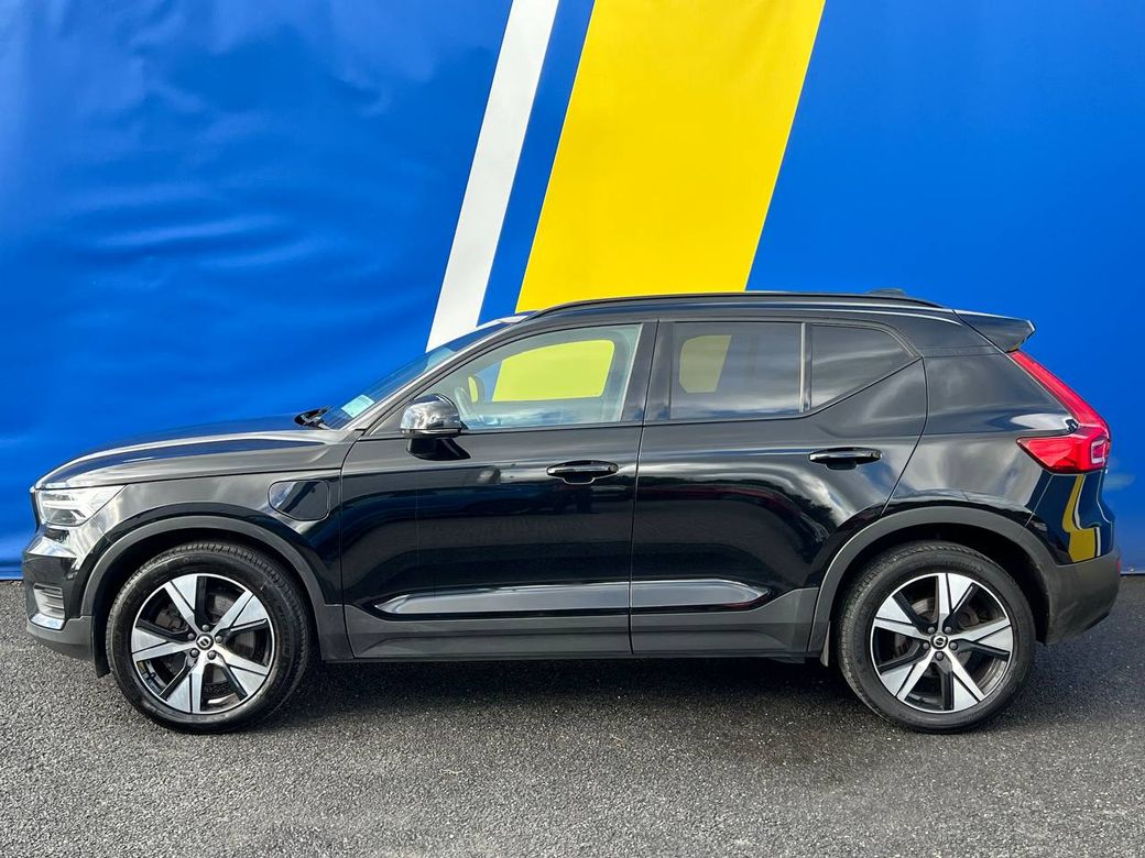 2021 Volvo XC40