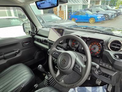 2025 Suzuki Jimny