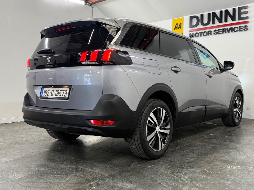 2019 Peugeot 5008