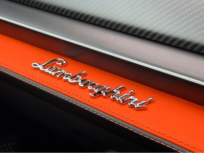 2025 Lamborghini Urus