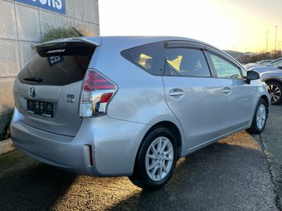 2019 Toyota Prius Alpha