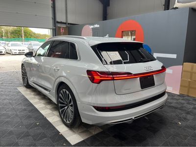 2022 Audi e-tron
